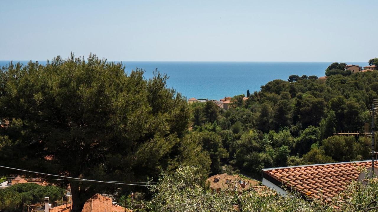 Italianway - Delle Ginestre 28 Apartamento Marina dʼMarina dʼAndora Exterior foto